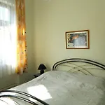 Burgblick Apartment *